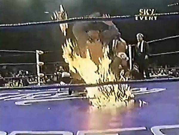 Leatherface Sets Himself On Fire in Naucalpan