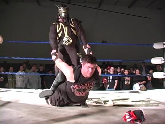 Super Dragon vs. Kevin Steen is Shaped Like a Better Match Than it Is